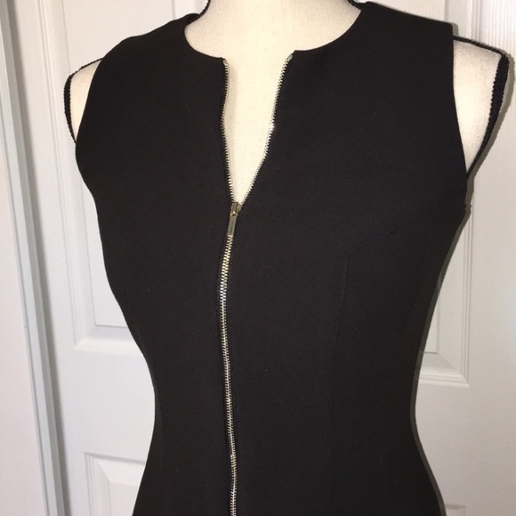 Black A-Line Zip Up Dress - Picture 2 of 3